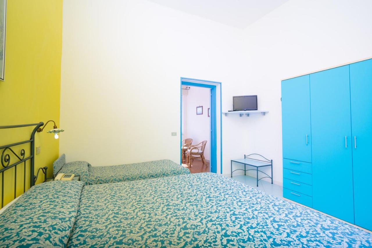 Hotel Celeste Procida Exterior photo
