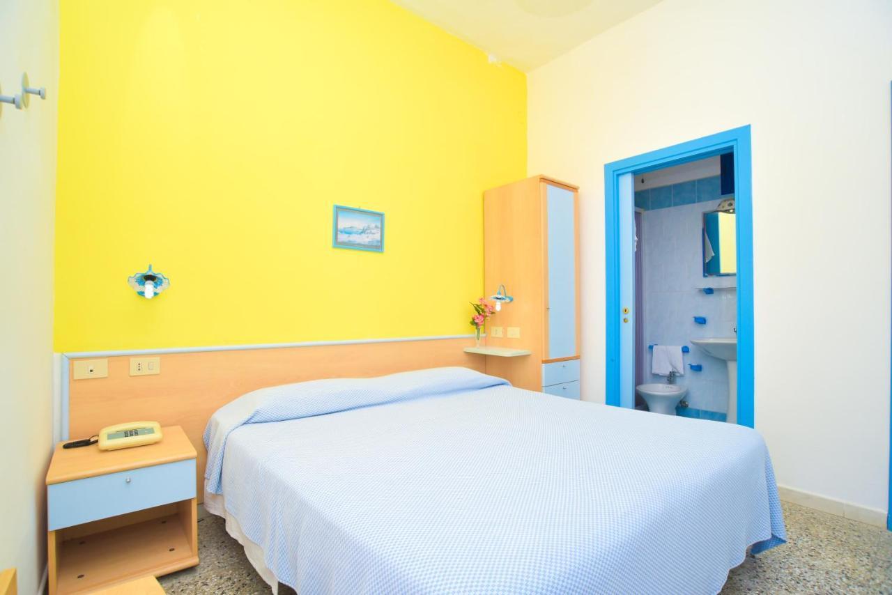 Hotel Celeste Procida Exterior photo