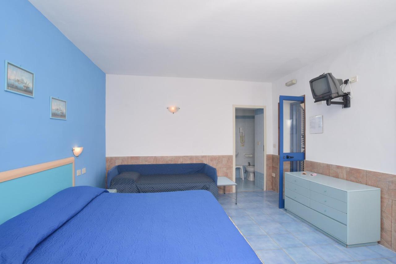 Hotel Celeste Procida Exterior photo