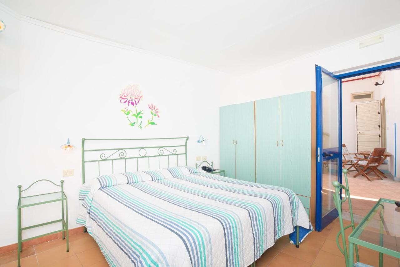 Hotel Celeste Procida Exterior photo