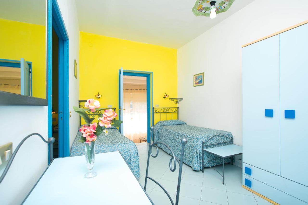 Hotel Celeste Procida Exterior photo