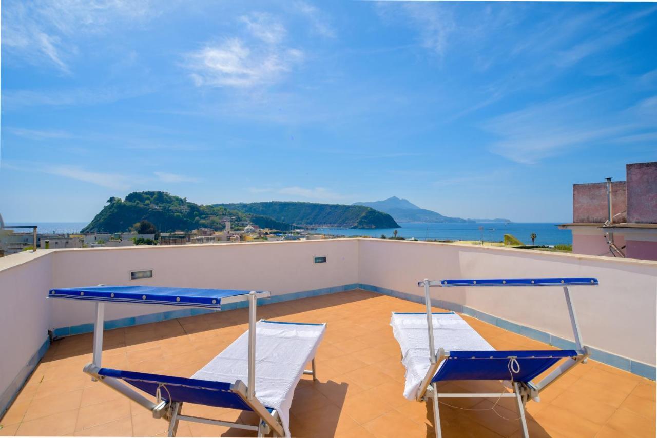 Hotel Celeste Procida Exterior photo