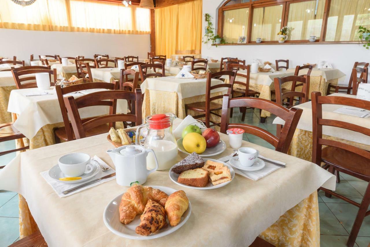 Hotel Celeste Procida Exterior photo